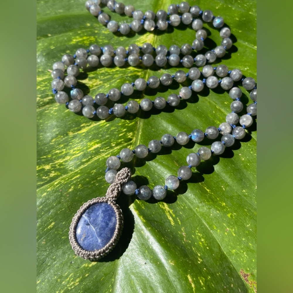Labradorite crystal bead Mala necklace Sodalite pendant